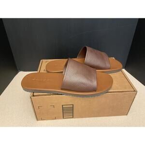 New! Mens Massimo Matteo Brown Leather  Slide Sandals. Size 10.5M. Nice!!!